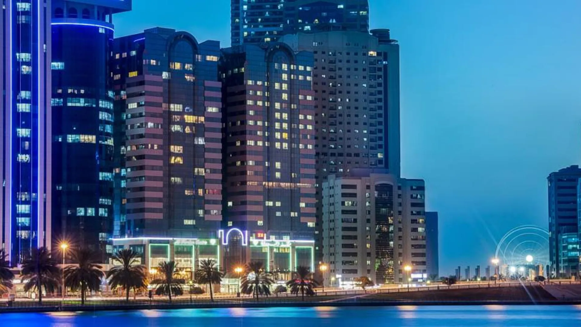 Golden Tulip Sharjah Aparthotel
