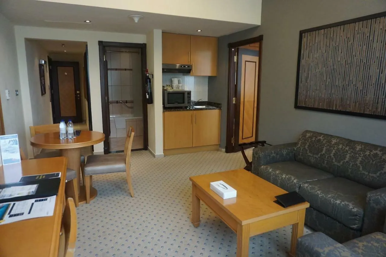 Golden Tulip Sharjah Aparthotel
