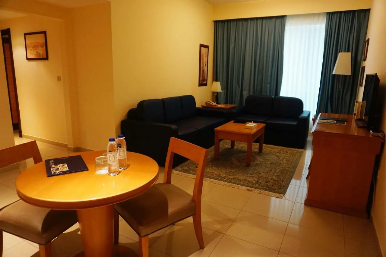 Golden Tulip Sharjah Aparthotel
