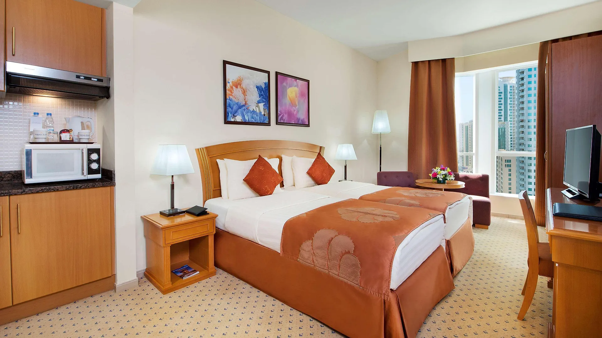 Golden Tulip Sharjah 아파트 호텔