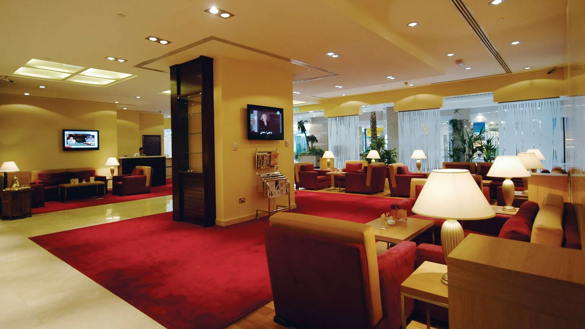 Golden Tulip Sharjah 아파트 호텔 4*,